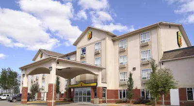 Super 8 by Wyndham High Level AB Hotels in High Level