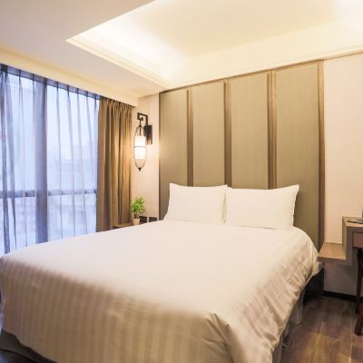 Deluxe Double Room Pavilion Hotel Promo Code