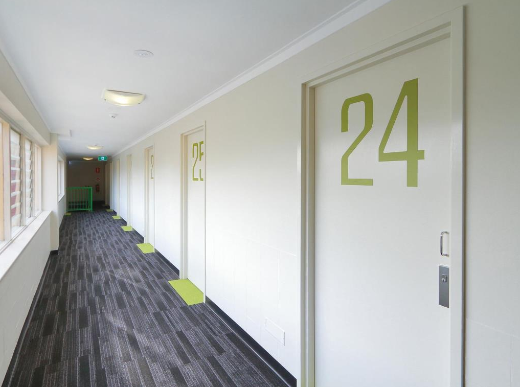 经济单人房（带公共浴室）