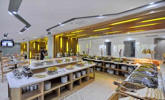 The Mcr Luxury Nha Trang