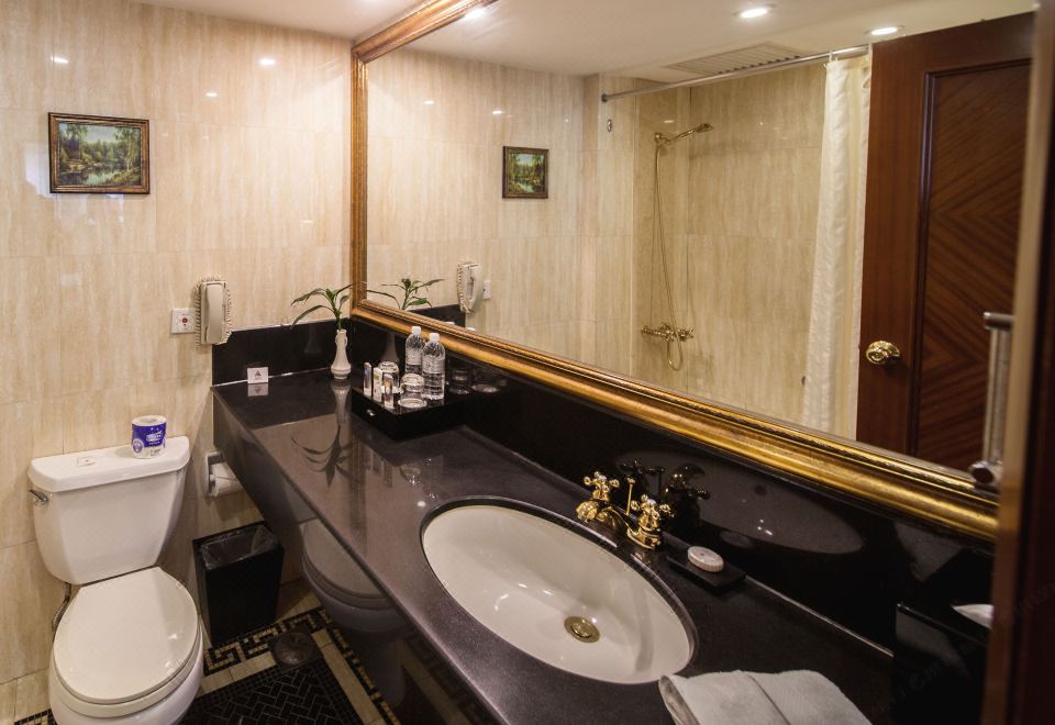 Jin Jiang Park Hotel ShanghaiStandard 2-bed Room