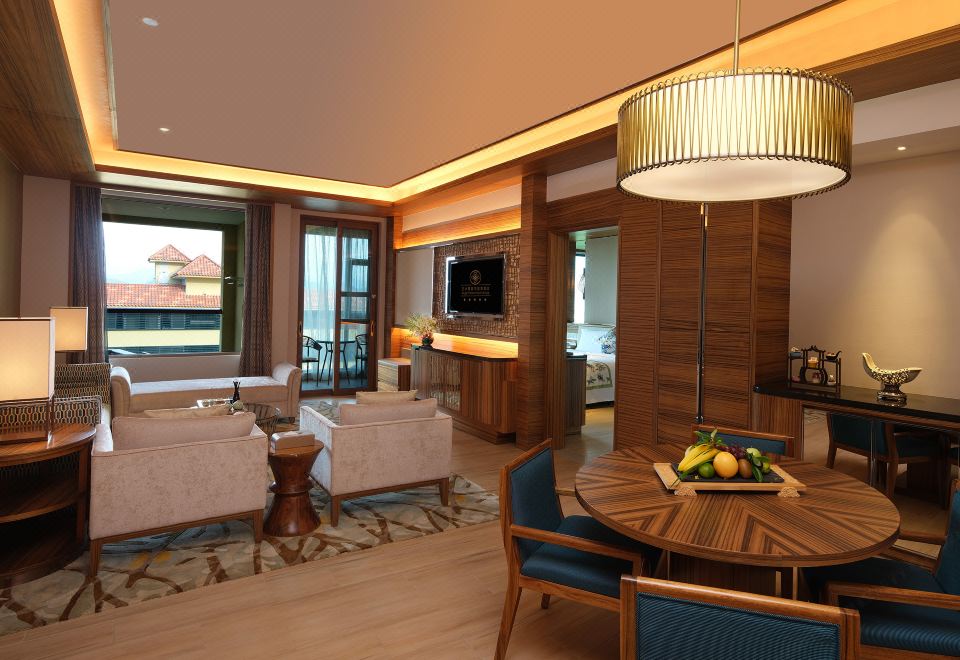 园景温泉套房-私家泡池-认证温泉水入房-独立浴缸-一室一厅