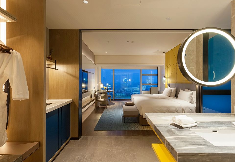 豪華海景雙床房（180度全落地窗看海景日出）