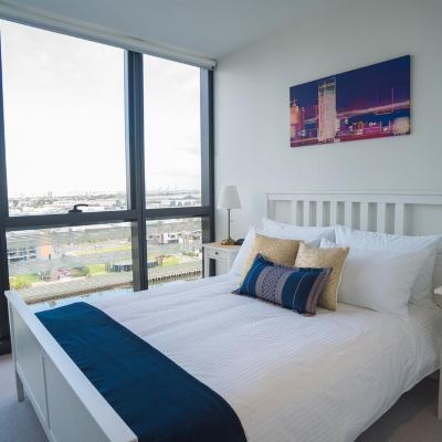 Two Bedroom Apartment with Harbour View 883