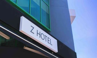 "a building with a sign that reads "" z hotel "" prominently displayed on the side of the building" at Z Hotel
