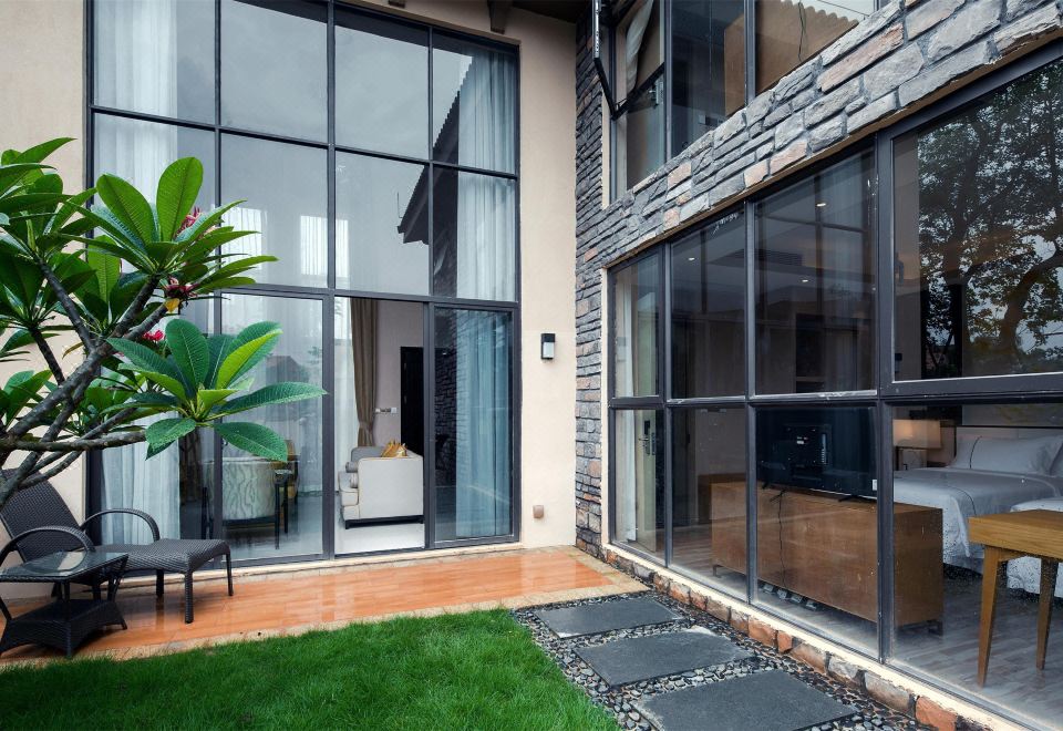 Yuetianxia Hot Spring HotelDuplex Hot Spring Two Bedroom Villa