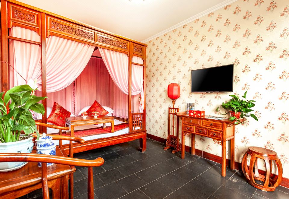 Jinshang Style Double Bed Room[Air Conditioning] (Separate Wet And Dry Bathroom) [Scenic Terrace]Enjoy The Ancient City View