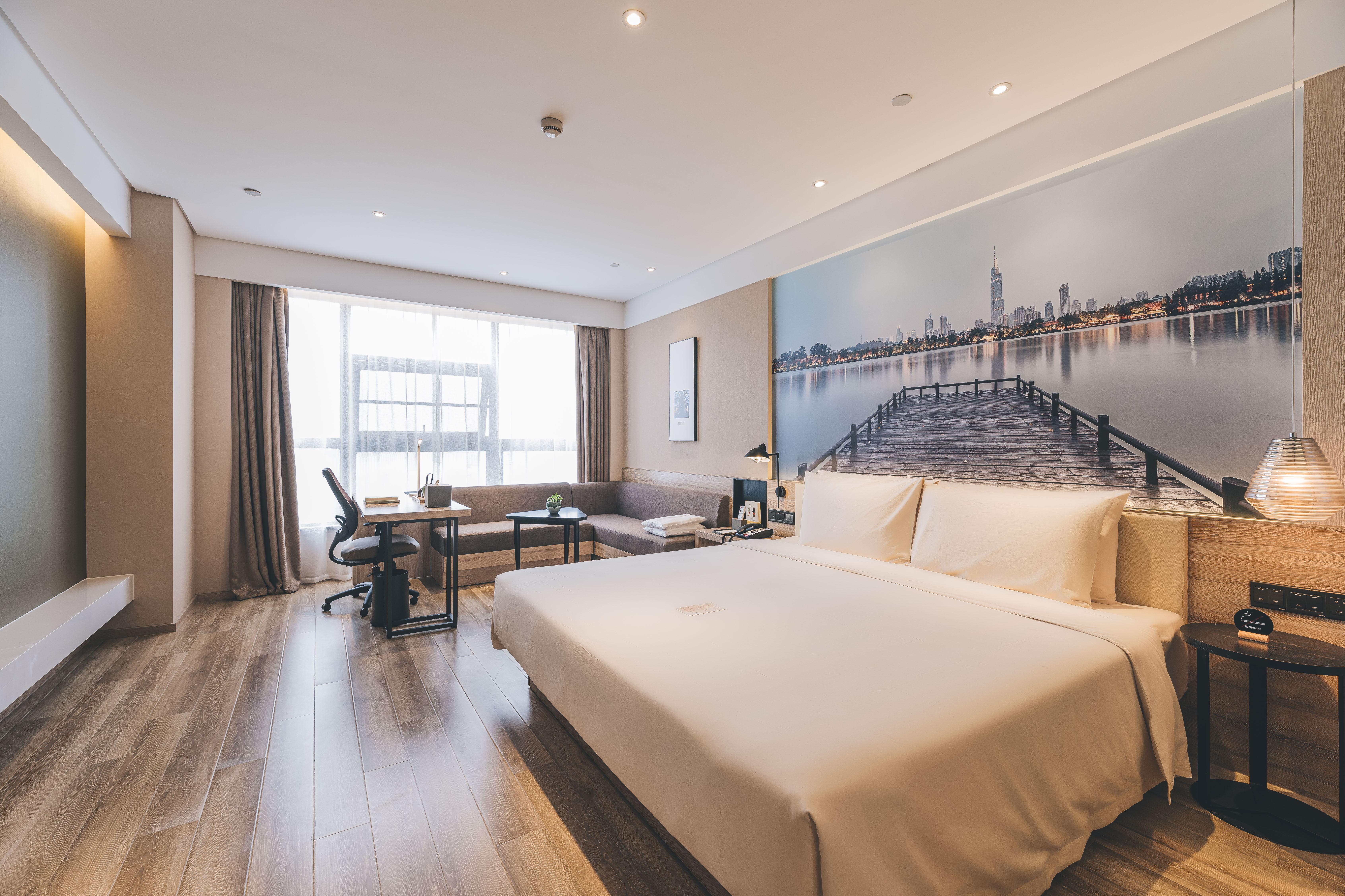 Atour Hotel (Xianlin Avenue, Jinma Road)高级大床房（普兰特床垫+亚朵记忆枕）