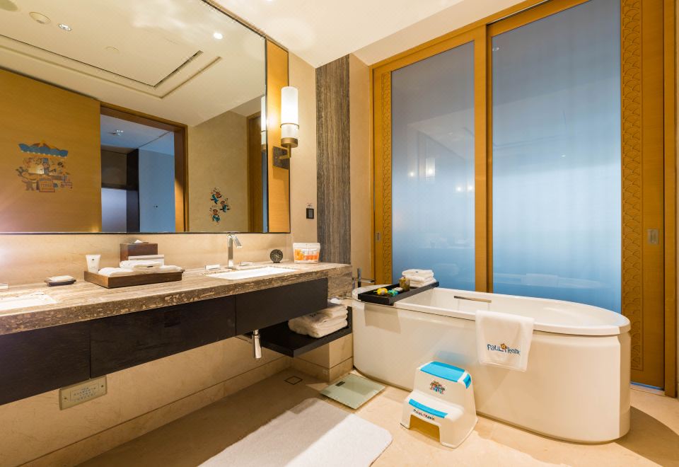 Hyatt Regency Chongming shanghaiPaul Frank Theme Suite