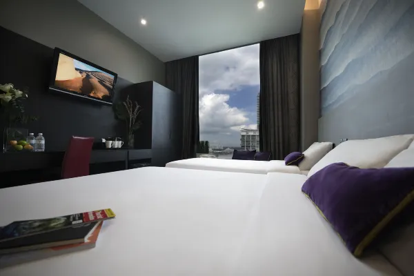 V HOTEL LAVENDER Triple Room
