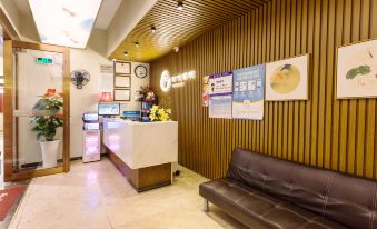 Dongchuan Boutique Hotel (Guangdong People's Hospital China Plaza)