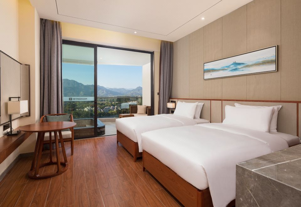 Wyndham NankunshanSuperior 2-bed Room