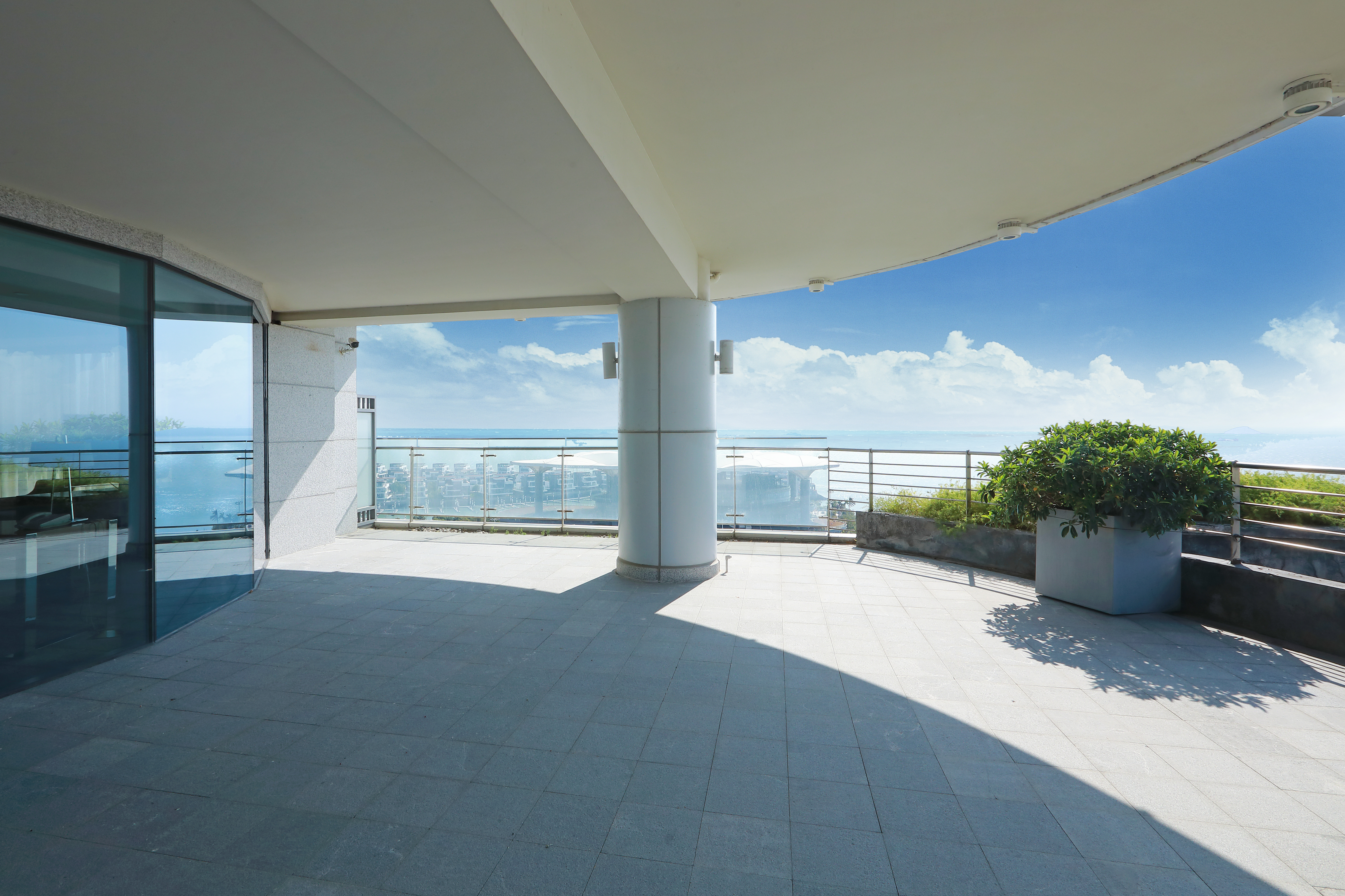 陽臺浪漫主義超大海景房（180°海景，帶超大陽臺）