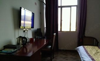 Upper Uyin River Hotel