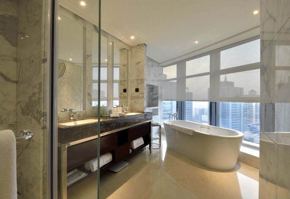 行政景致大床房