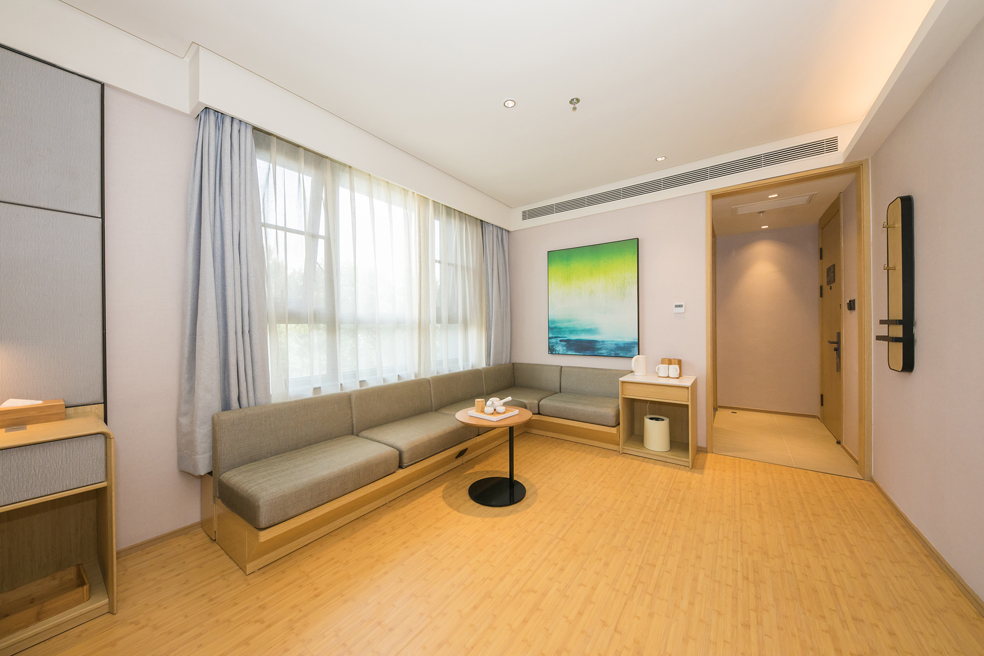 舒压高级大床房（65寸投屏电视+记忆枕+舒压床垫）