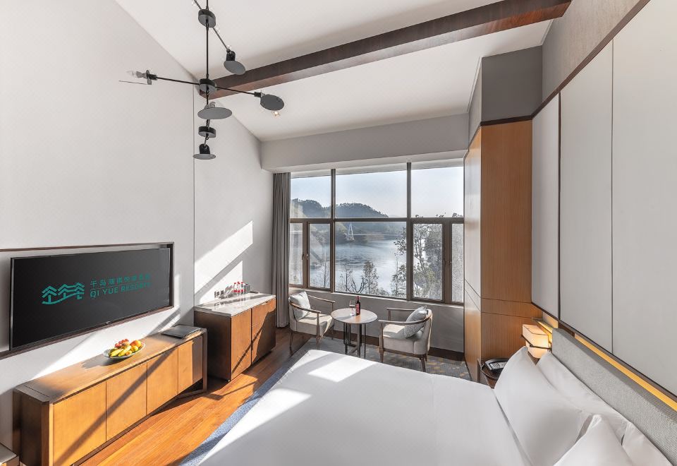 Loft湖景复式套房（高挑空设计+私密格局）