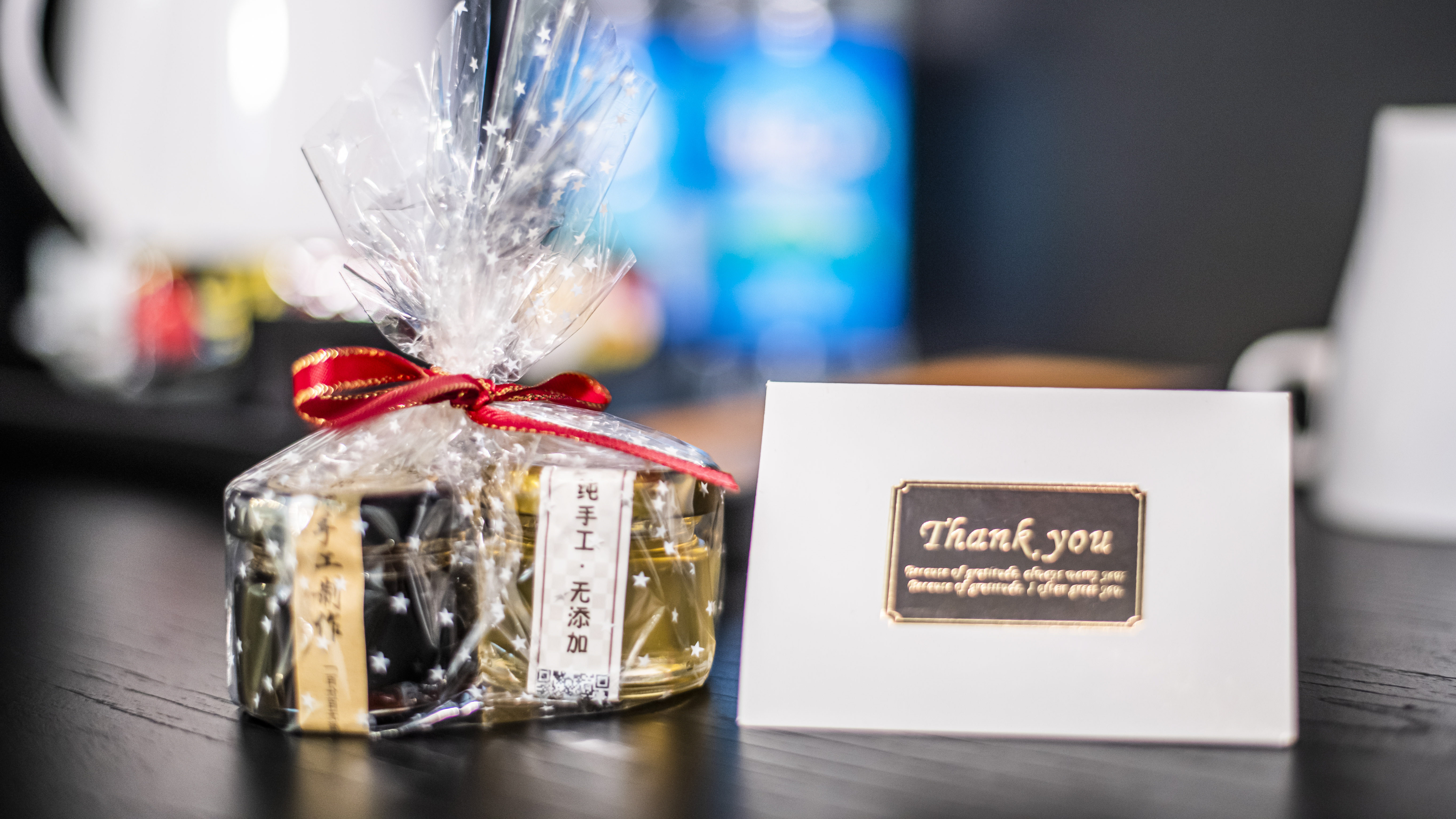 沉香文艺双床房【舒软沙发+办公桌椅+乾湿分离】