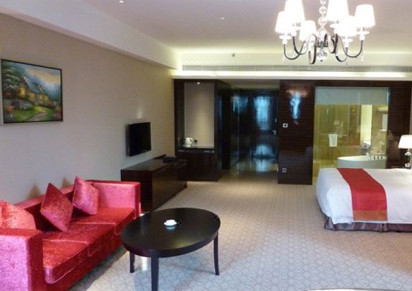 Grand King Room