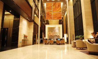 Quzhi Hippoly World Trade Apartment (Guangzhou Tower Pazhou Convention and Exhibition Center)