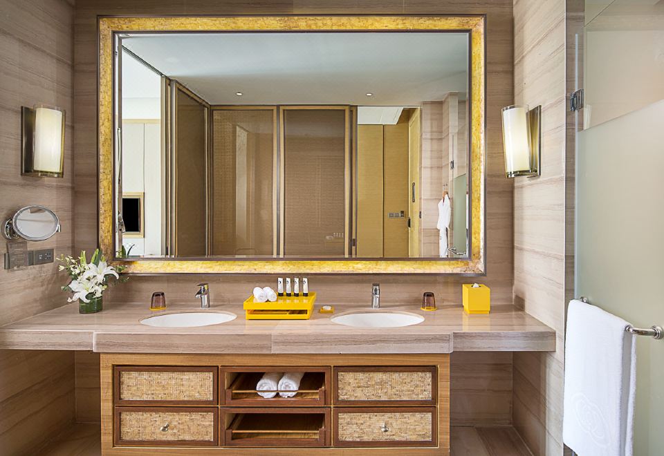 奢华泳池双床房