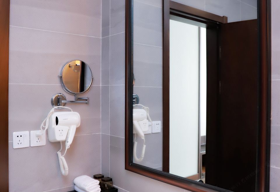 Wanbo Holiday HotelDeluxe Suite (Smart Home System)