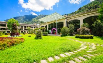 Tai-Yi Red Maple Resort (Tai-Yi Ecological Leisure Farm)