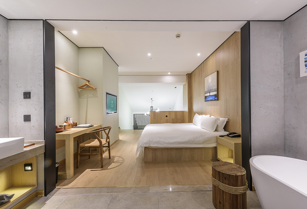 轻奢loft家庭套房