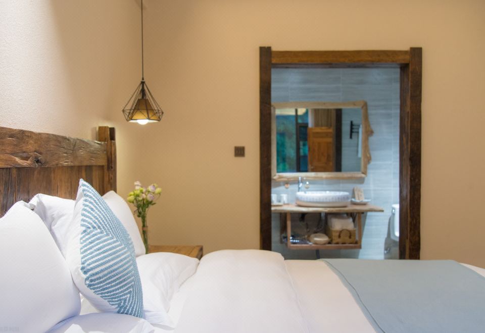 LOFT森林浴缸套房