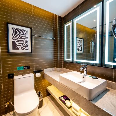 女神浪漫大床房 希岸飯店（廣州客村地鐵站琶洲會展中心店）優惠