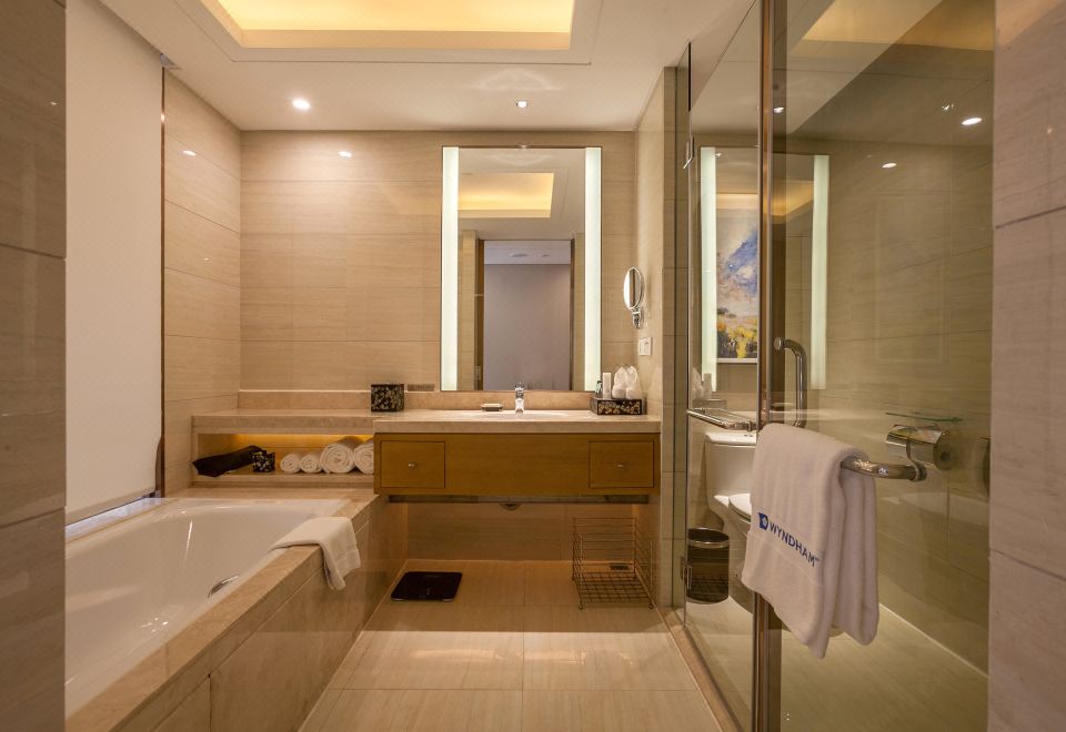 贵宾豪华大床房【沙北云端+尊贵臻享】