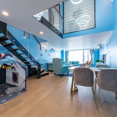 親子主題雙臥套房（機器貓主題+親子玩具+高層觀景+55寸投屏電視+洗衣機+烘乾機+冰箱） 鉑斯登行政公寓（深圳北站滙隆中心店）優惠