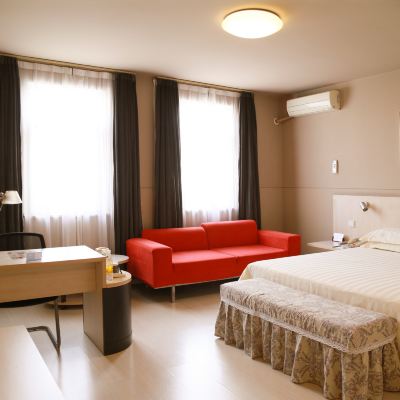 高級零壓大床房 錦江之星（岳陽火車站店）優惠