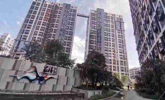 Caston International Apartment (Guangzhou Jiahe Wanggang Huangbian)