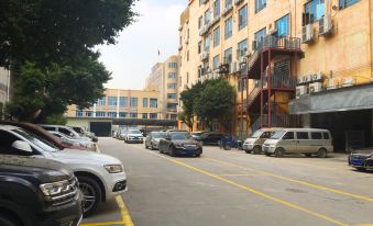 Helong Hotel (Baiyun Branch, Nanfang Hospital)