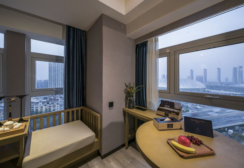 Guestroom - City-View