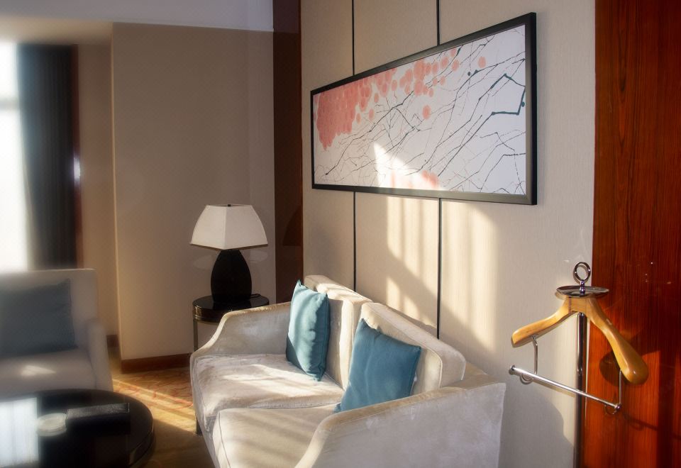 Sheraton Langfang Chaobai River HotelExecutive Suite