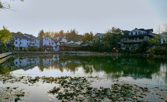 Hangzhou Yichen Inn (West Lake Qingzhiwu Branch)