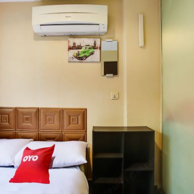 Standard Double Room 吉隆坡43927薩沙那OYO客房酒店優惠