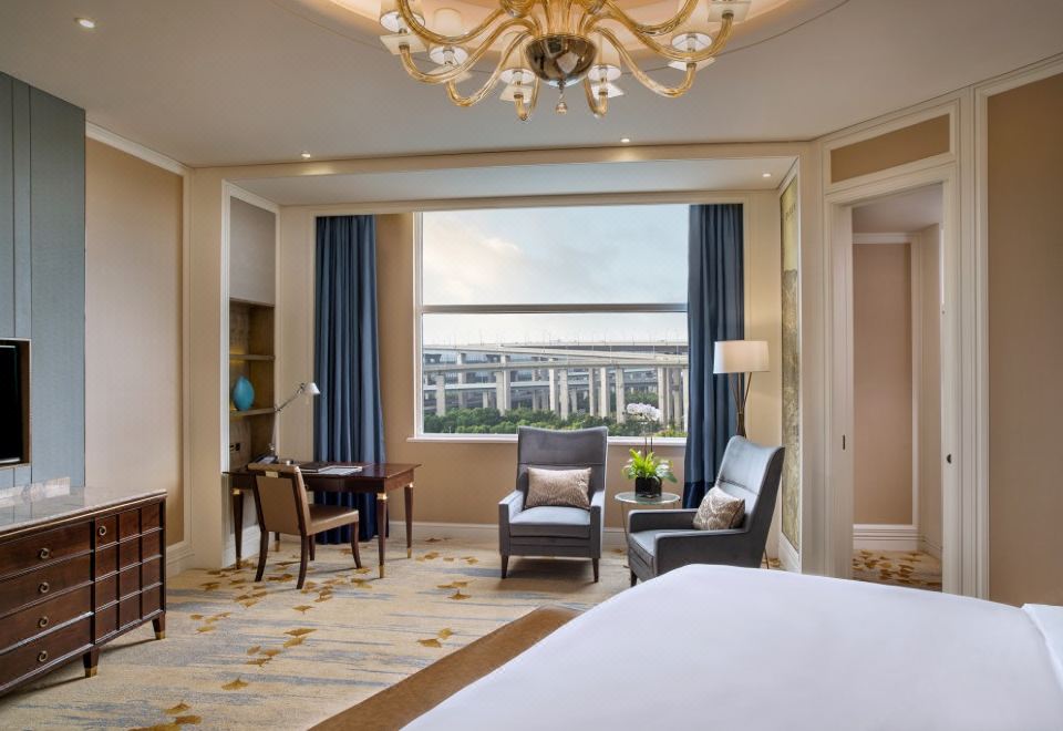 索菲特俱乐部大床房