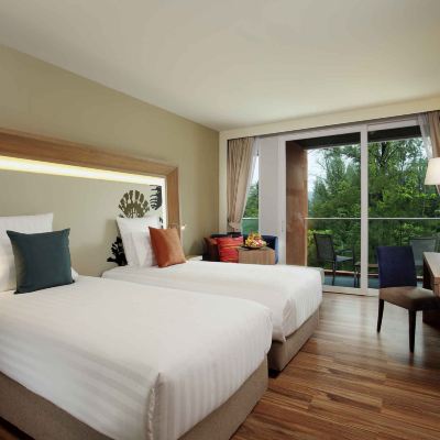 高級臨海園景雙床房 布吉卡馬拉海灘酒店 （SHA Extra Plus）優惠