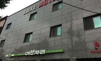 Luxe Motel Seoul