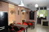 Hotel Lucky on Maslennikova street