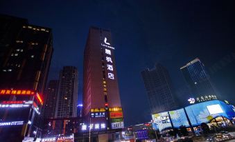 Lavande Hotel (Chongqing Jinkai Avenue Aegean Shopping Mall)