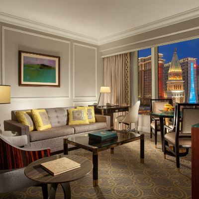 Royale Deluxe Cotai View Suite The Venetian Macao Promo Code