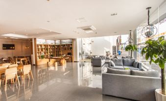 Huaju Light Luxury Hotel (Suzhou Guanqian Street Branch)