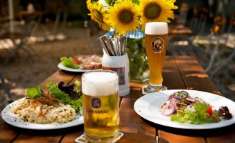 Ziegenbruch's Hotel & Restaurant - Housity