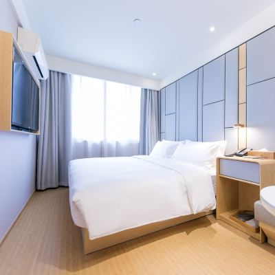 高級大床房 全季飯店（上海北新涇地鐵站店）優惠