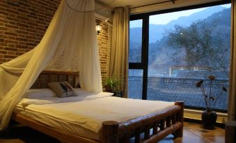 Gold Country Boutique Homestay