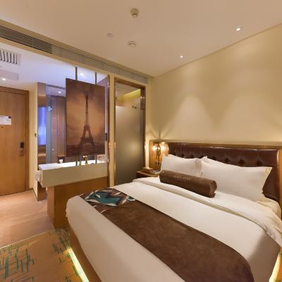 豪華大床房 喆啡飯店（北京天安門廣場前門大街地鐵站店）優惠